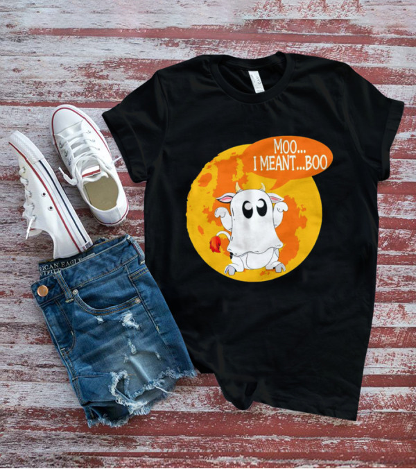 Moo I Meant Boo Ghost Cow Halloween Costume T-Shirt