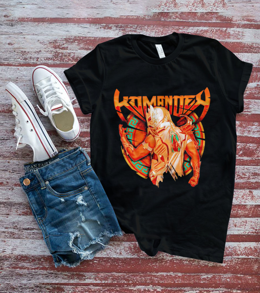 Kommander El As Del Espacio Guerrero Con Máscara Y Tatuaje Espiral Colorido T-Shirt