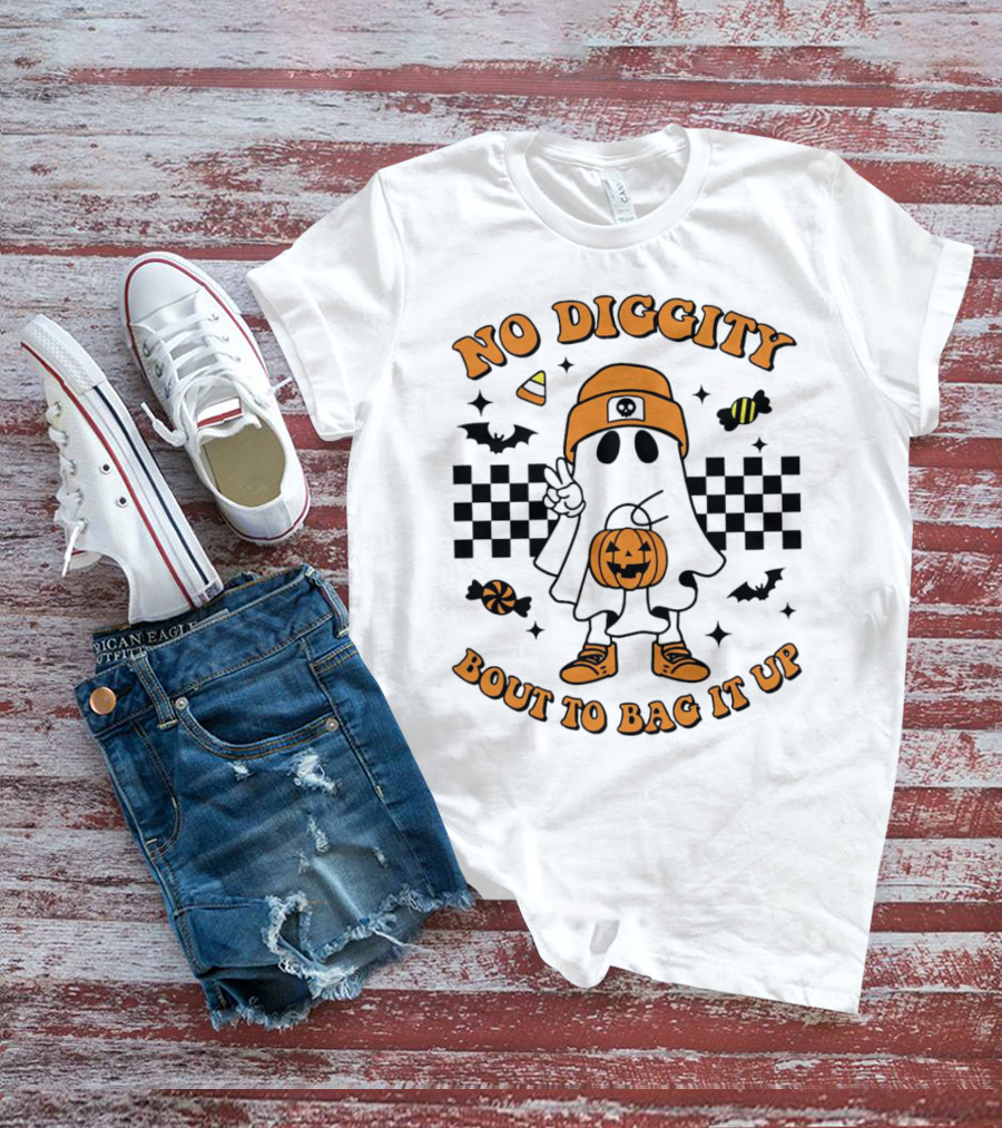 No Diggity Halloween Ghost Bout To Bag It Up With Candy And Pumpkins T-Shirt