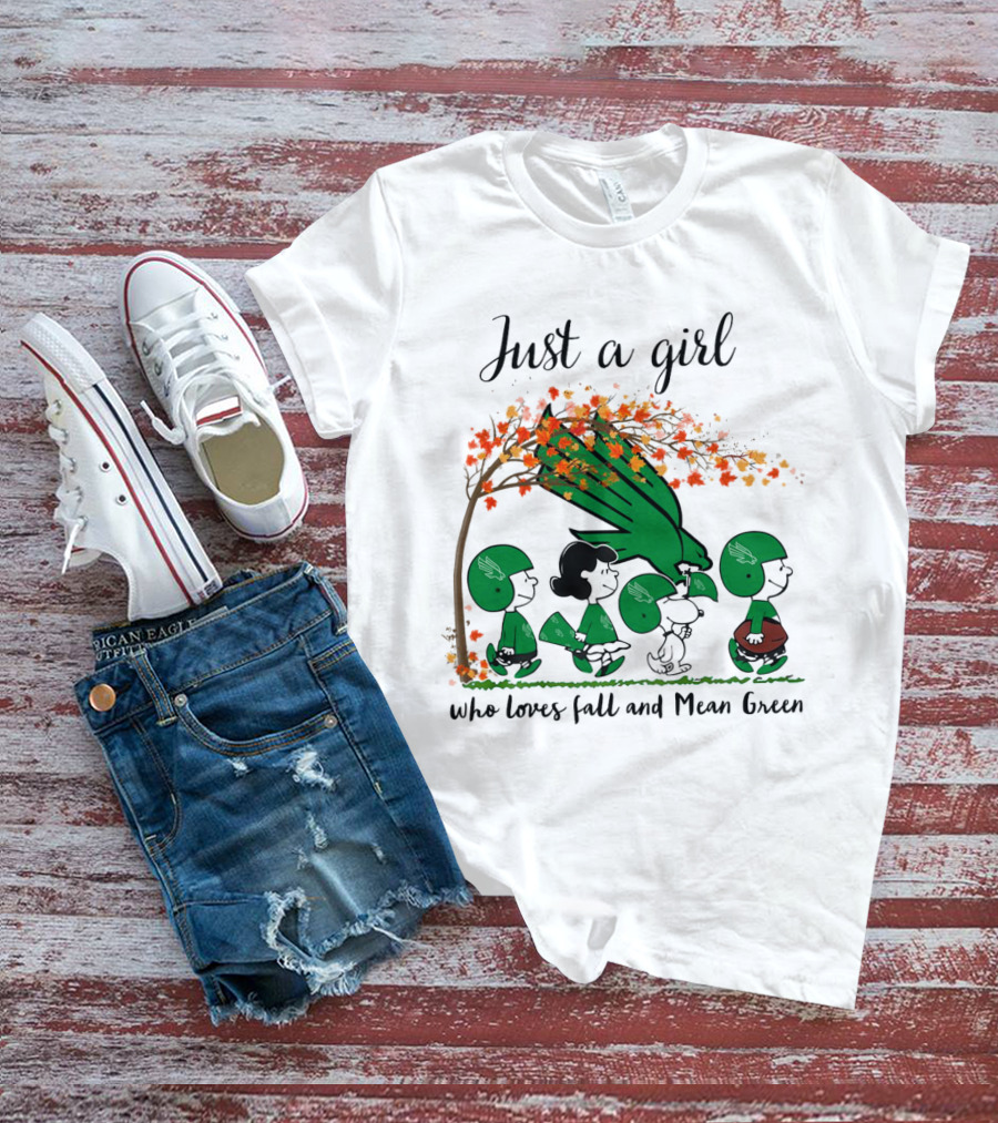 Just A Girl Who Loves Fall And Mean Green Peanuts Cartoon Football Halloween T-Shirt