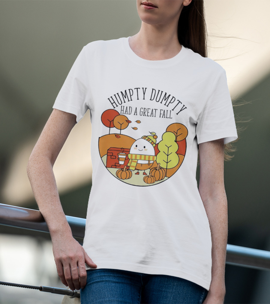 Humpty Dumpty Had A Great Fall Autumn Leaves Pumpkin Scarf Cafe Scene T-Shirt