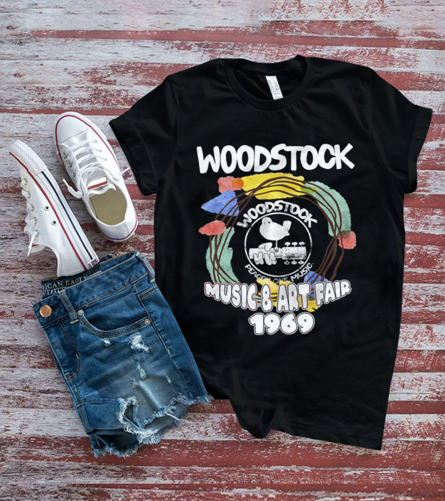 WOODSTOCK Music And Art Fair 1969 Peace And Music T-Shirt