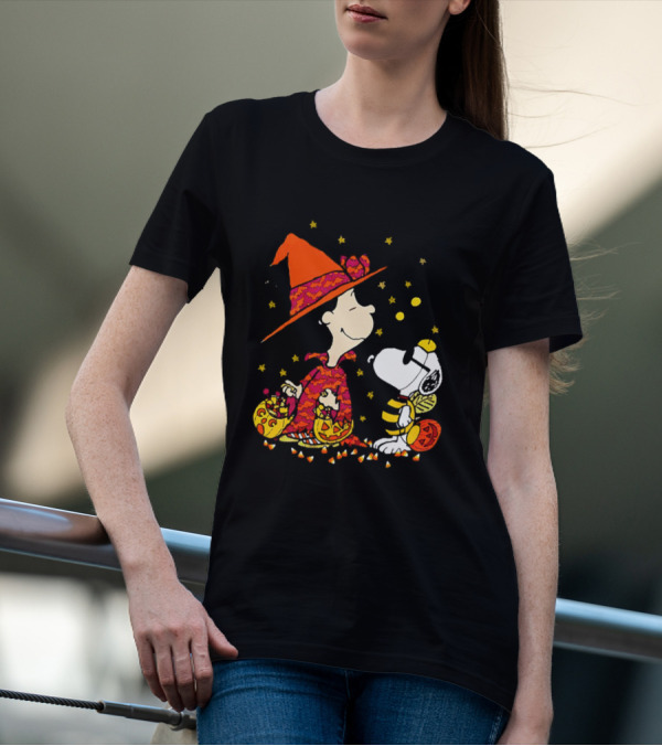 Snoopy Halloween Witch With Cute Bees And Pumpkins T-Shirt