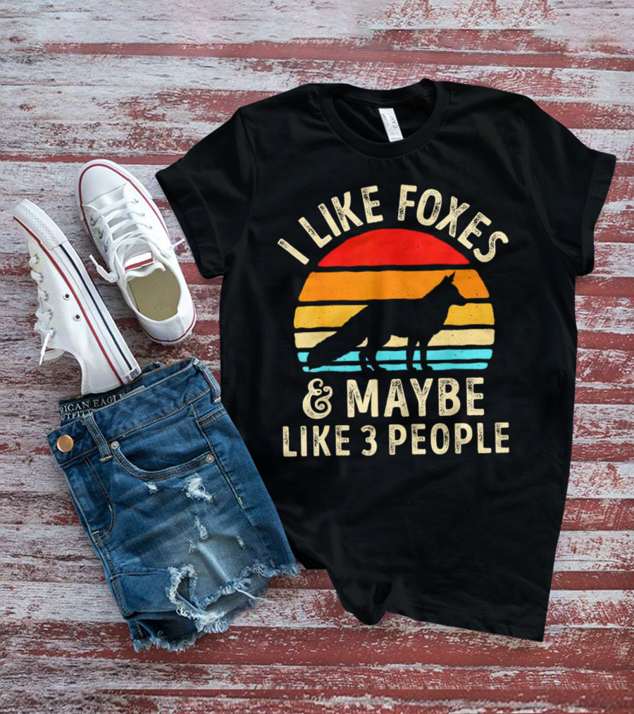I Like Foxes And Maybe Like 3 People Vintage Sunset T-Shirt