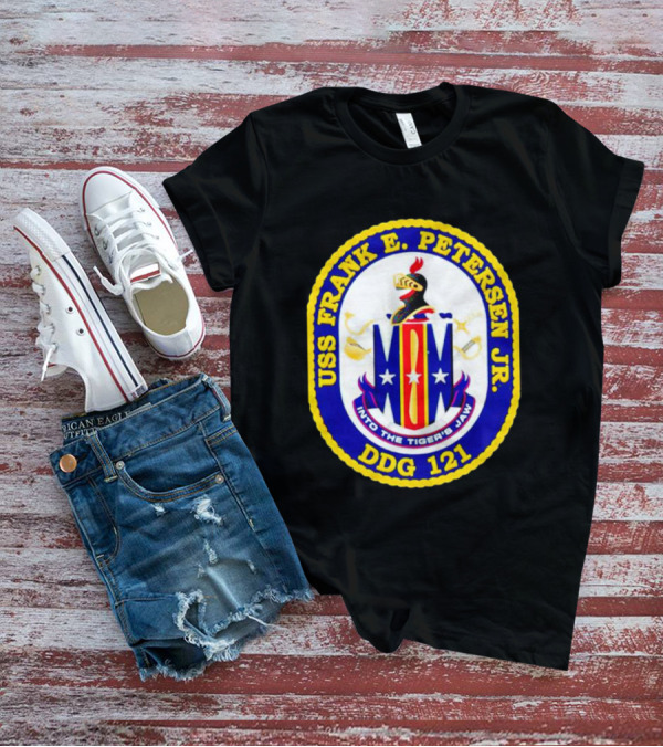 USS Frank E Petersen Jr DDG 121 Crest Into The Tiger's Jaw T-Shirt