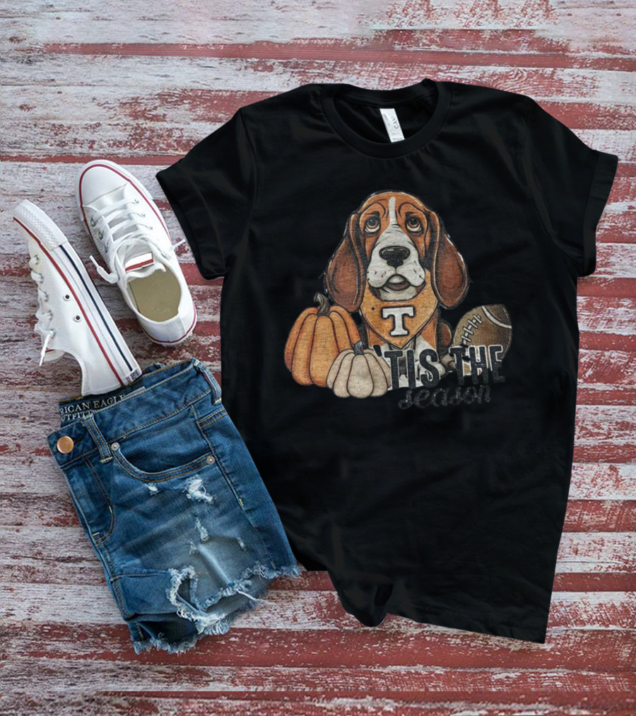 Tennessee Volunteers Football Dog With Pumpkins ’Tis The Season T-Shirt
