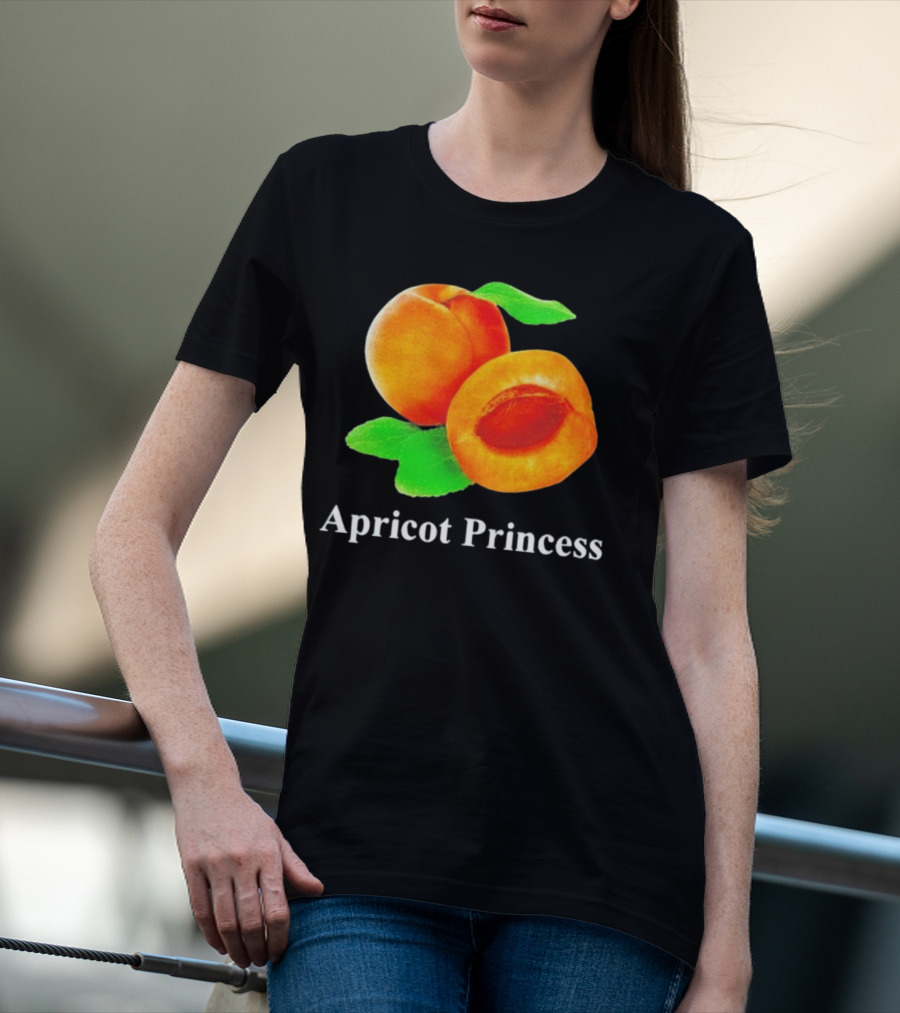 Apricot Princess Fruit Illustration With Leaf Detailing T-Shirt