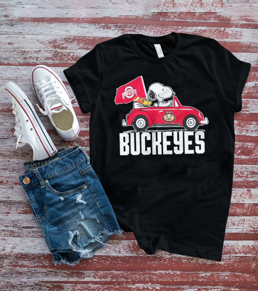 Snoopy And Woodstock Driving Red Car With Ohio State Buckeyes Flag T-Shirt