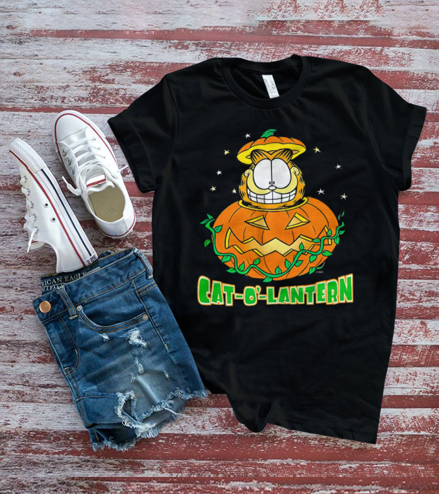 Cat-O-Lantern Garfield Halloween T-Shirt