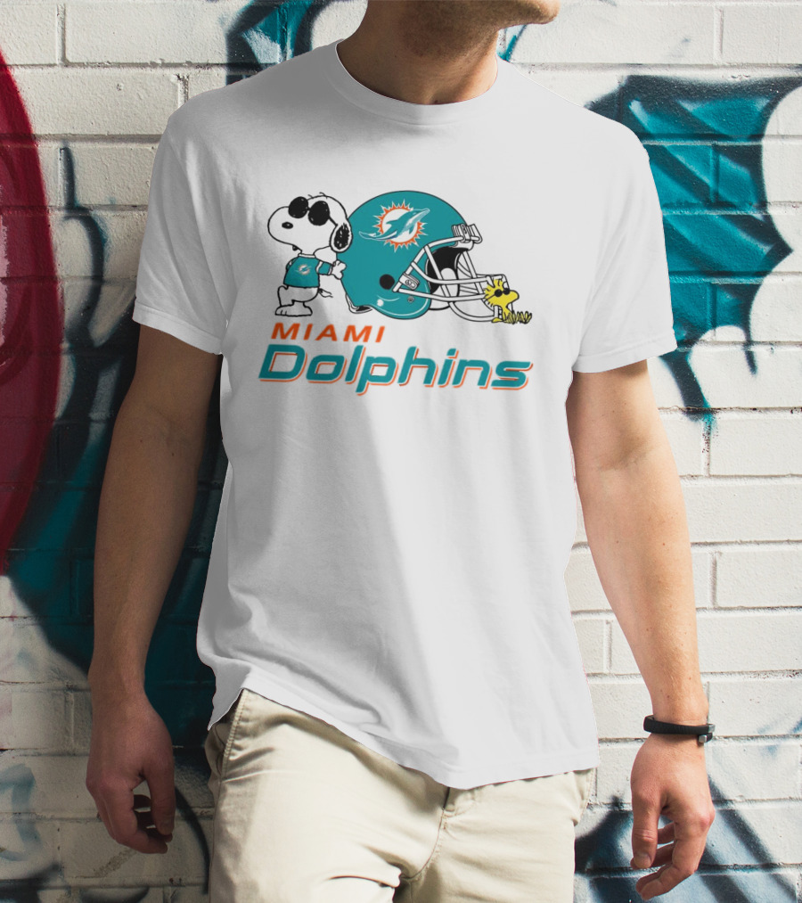 Miami Dolphins Snoopy And Woodstock Football Helmet T-Shirt