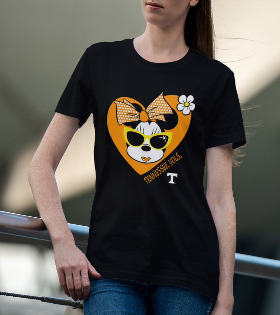 Minnie Mouse Tennessee Vols Heart And Sunglasses Fan T-Shirt