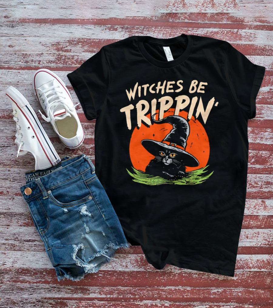 Witches Be Trippin’ Cat With Witch Hat And Red Moon Halloween T-Shirt