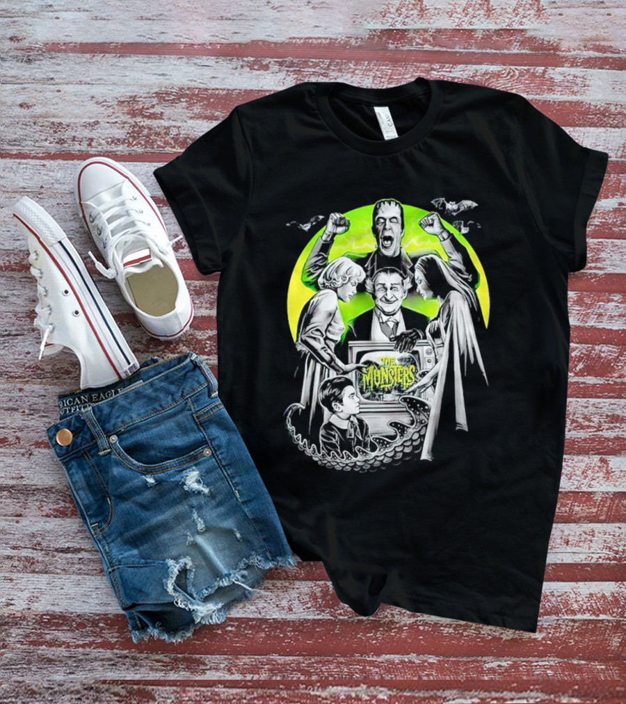 The Munsters Classic Vintage Horror Family T-Shirt