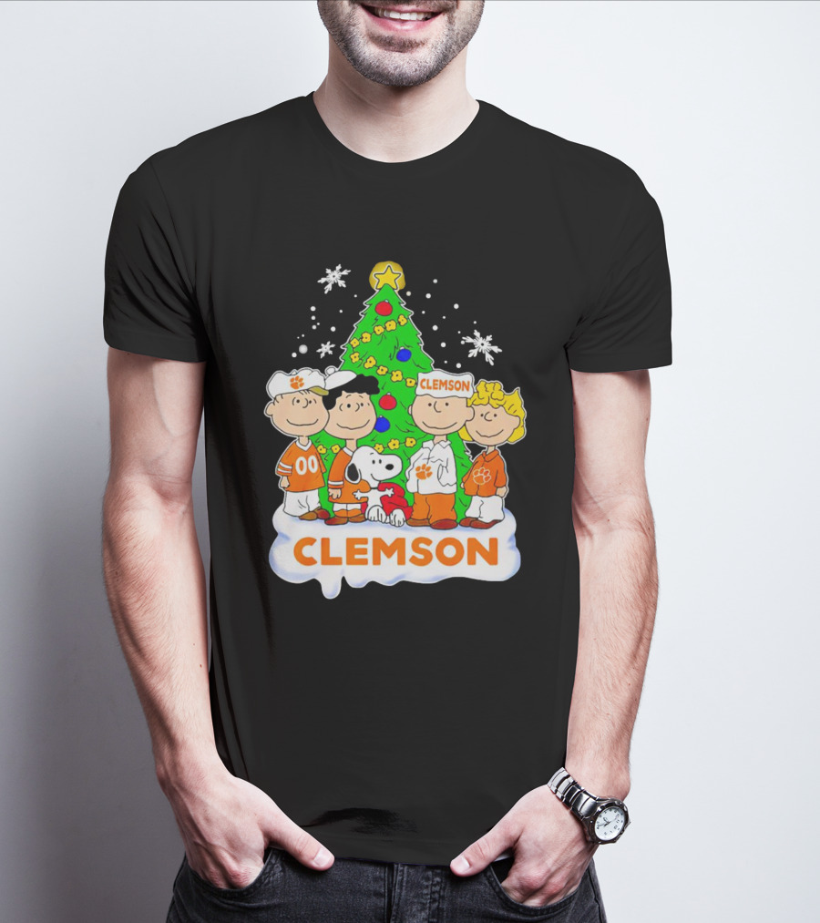 Clemson Christmas With Peanuts Gang And Festive Tree T-Shirt