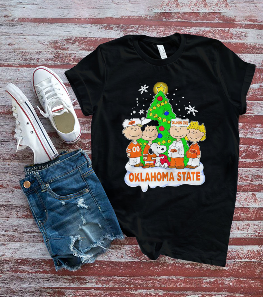 Peanuts Oklahoma State Cowboys Christmas Tree Snoopy Charlie Brown Lucy Peppermint Patty T-Shirt