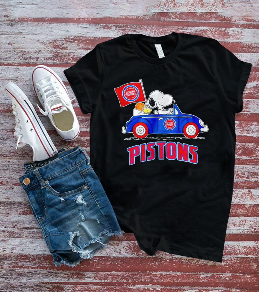 Detroit Pistons Basketball Snoopy Driving Car With Flag T-Shirt