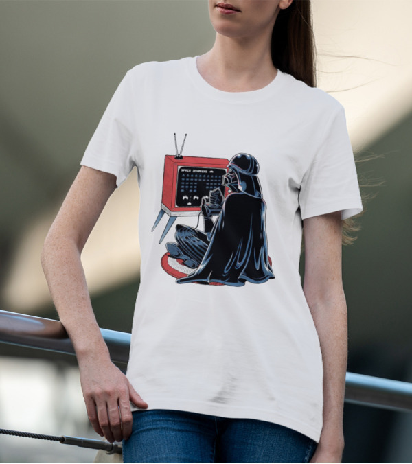 Nostalgic Darth Vader Playing Space Invaders On Retro TV T-Shirt