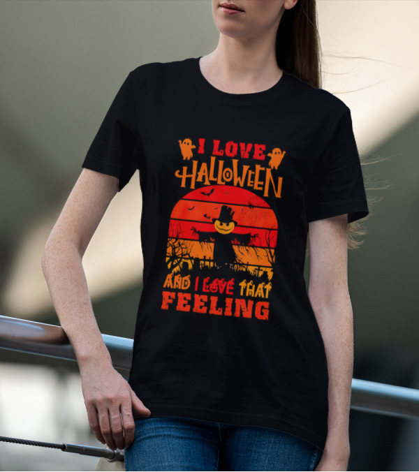 I Love Halloween I Love That Feeling Scarecrow Sunset Ghosts T-Shirt