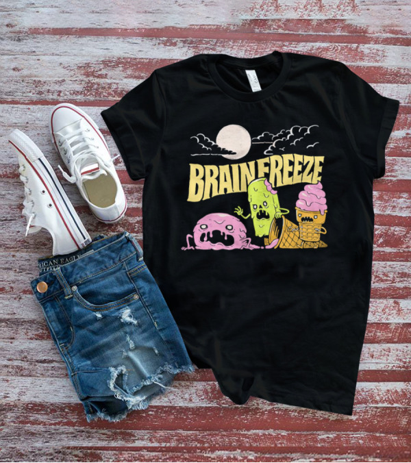 Brain Freeze Zombie Ice Cream Halloween Treats Under Full Moon T-Shirt