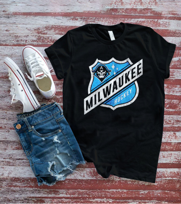 Milwaukee Hockey Admirals Badge Skull T-Shirt