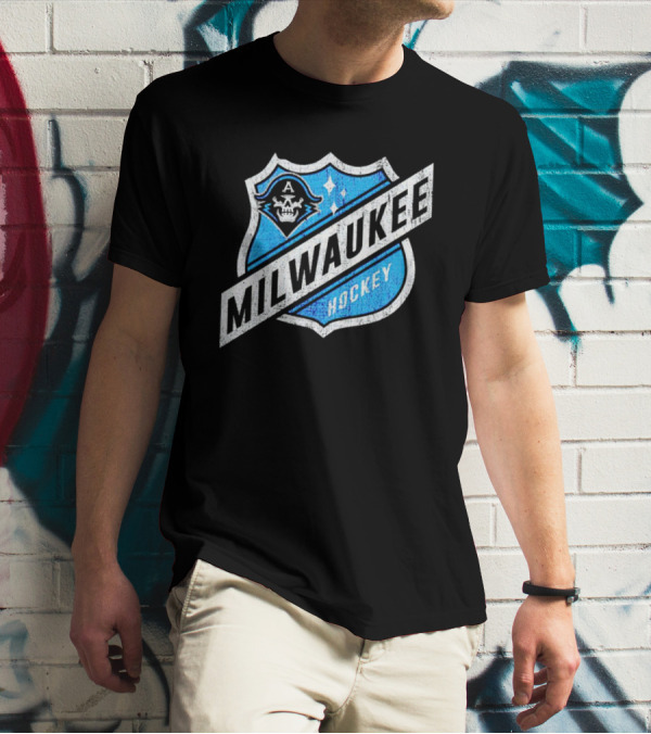 Milwaukee Hockey Admirals Badge Skull T-Shirt