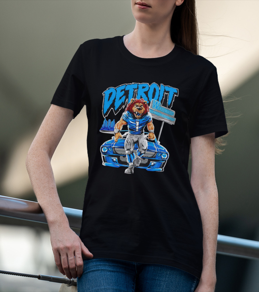 Detroit Lions Woodward All American Road Lion With Car And Cityscape T-Shirt