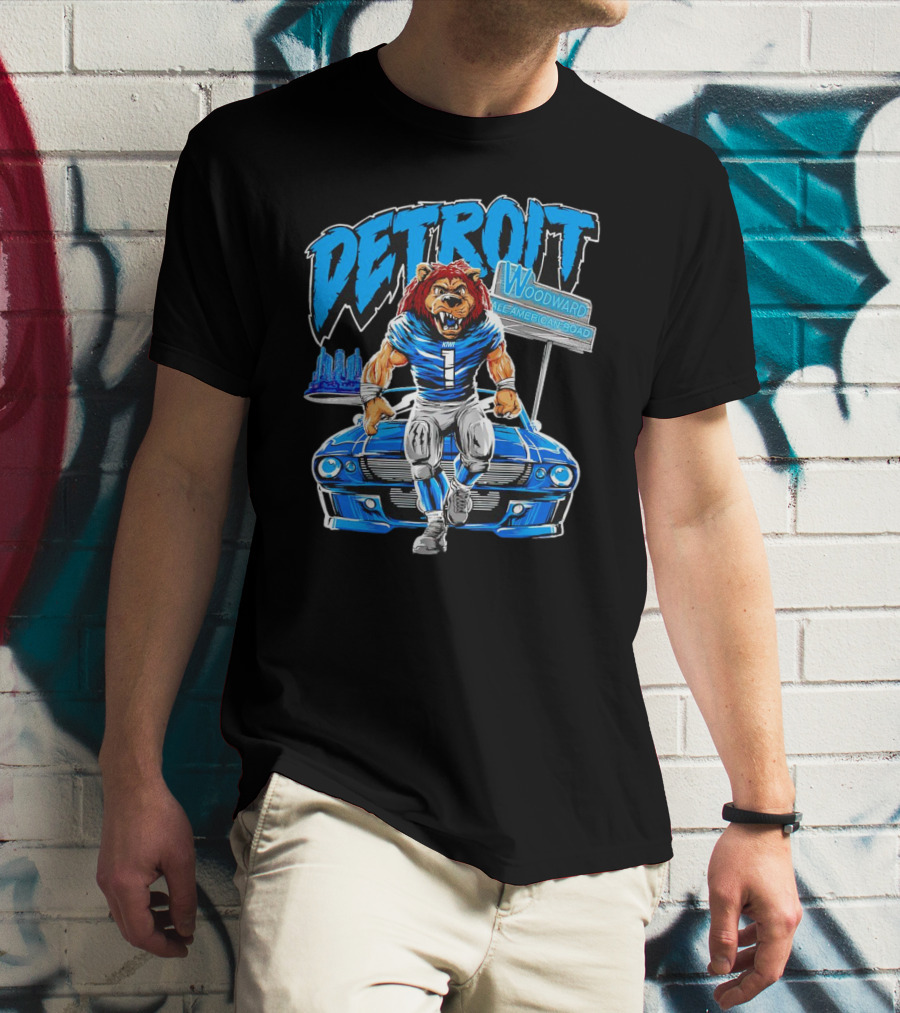 Detroit Lions Woodward All American Road Lion With Car And Cityscape T-Shirt