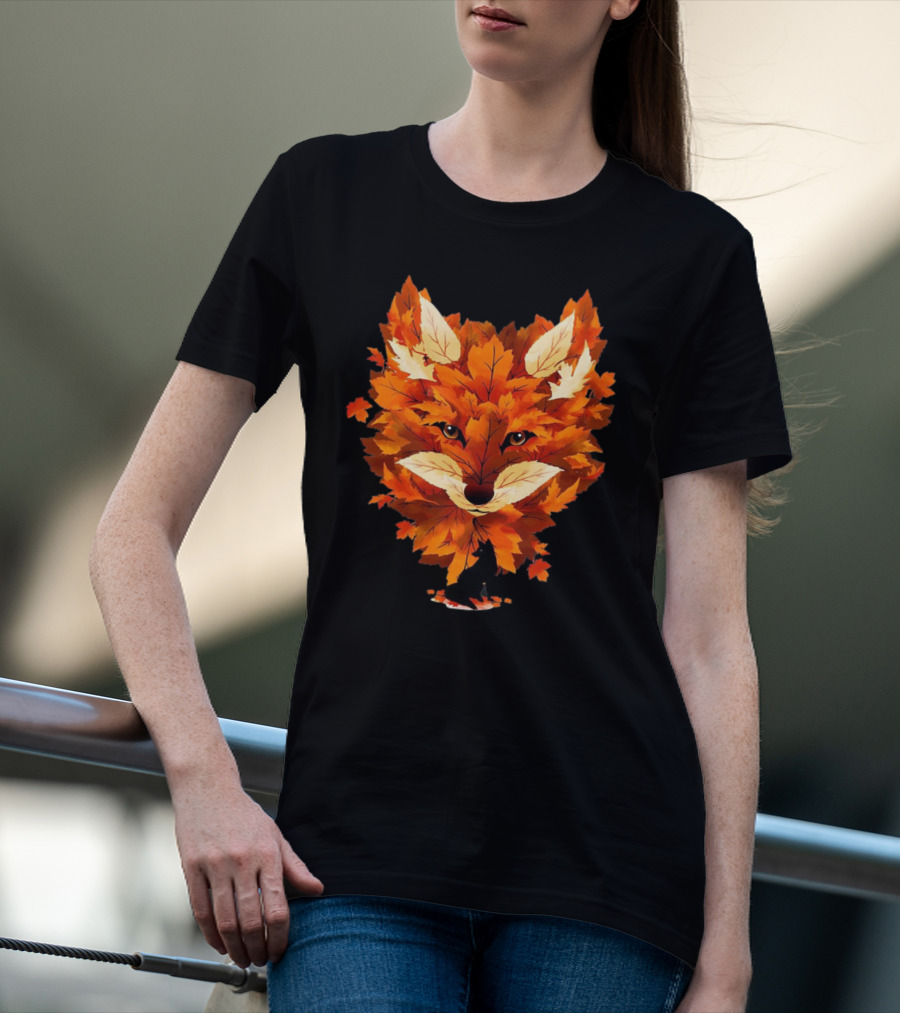 Red Fox Face With Autumn Leaves T-Shirt