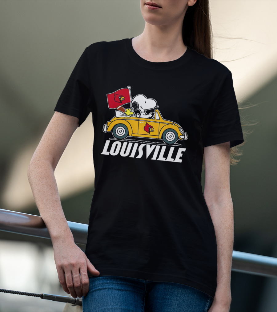 Snoopy And Woodstock Driving Louisville Cardinals Car T-Shirt