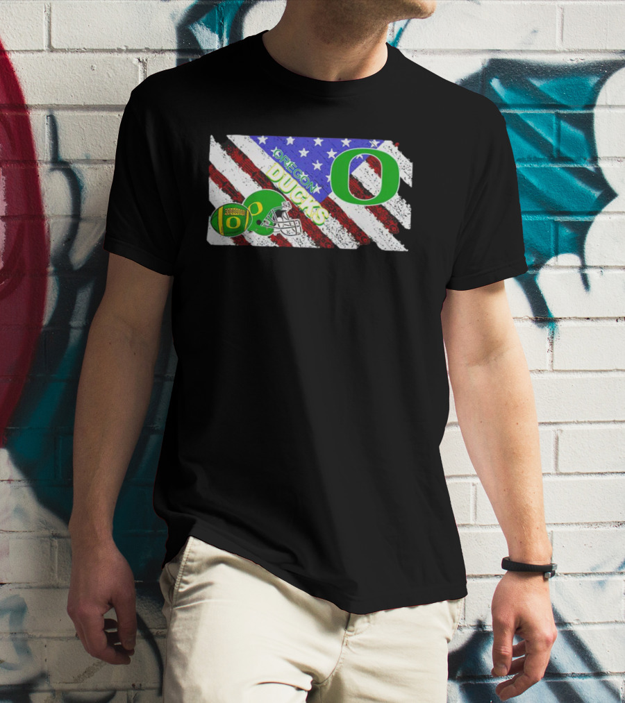 Oregon Ducks American Flag Helmet NCAA T-Shirt