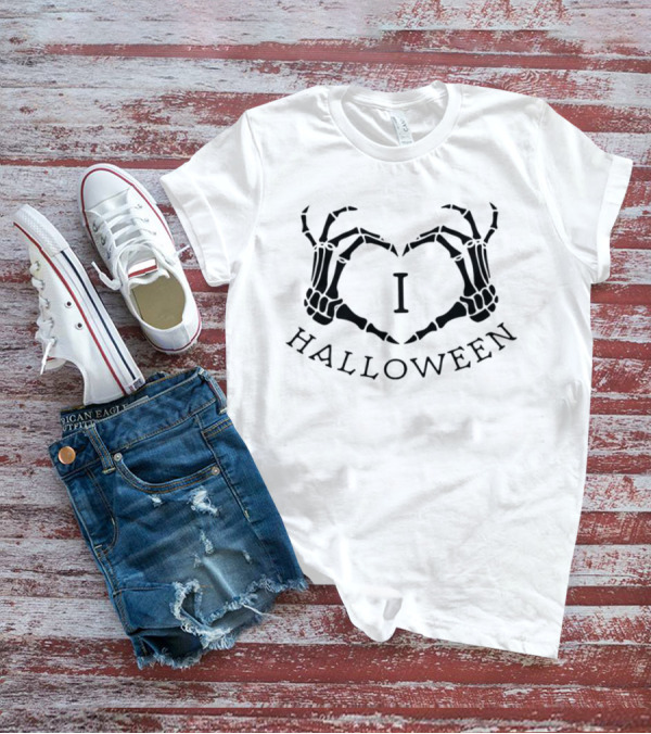 Skeleton Heart I Love Halloween T-Shirt