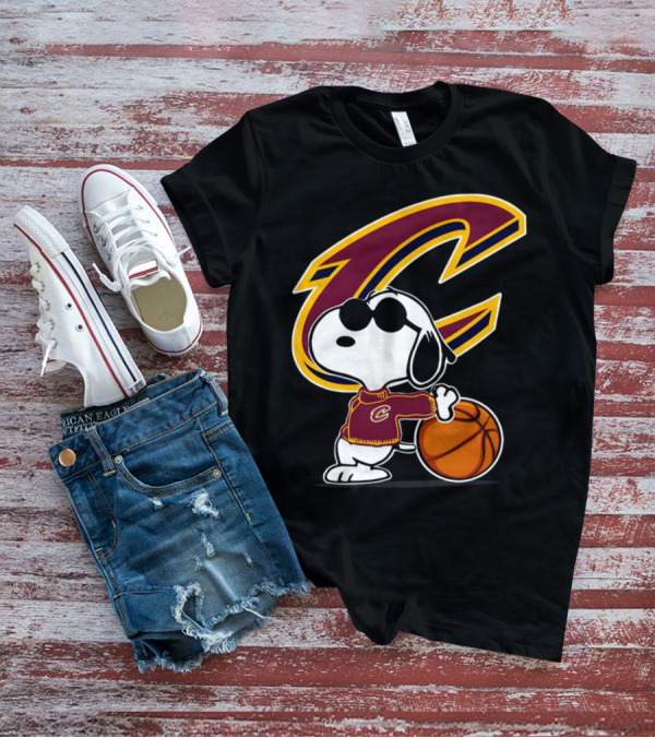 Snoopy Peanuts Cleveland Cavaliers NBA Basketball T-Shirt