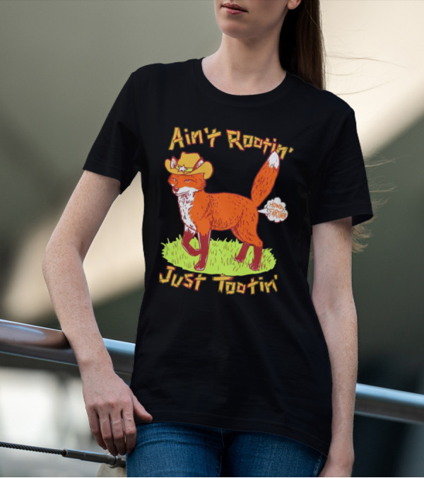 Howdy Fartner Fox Ain't Rootin' Just Tootin' T-Shirt