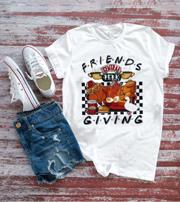 Friends Central Perk Thanksgiving Couch Scene T-Shirt