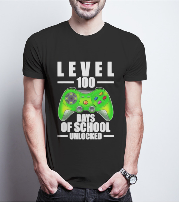 LEVEL 100 DAYS OF SCHOOL UNLOCKED GAMING CONTROLLER T-Shirt