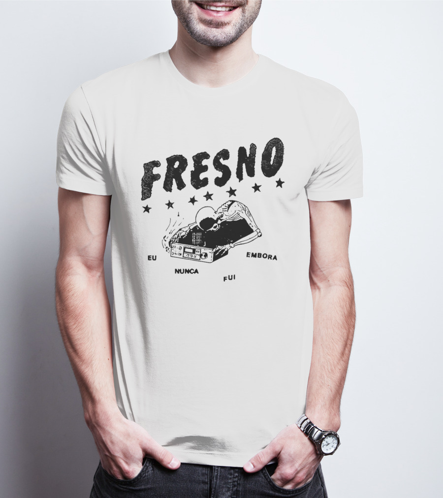 Fresno Eu Nunca Fui Embora Skeleton Cassette Stars T-Shirt