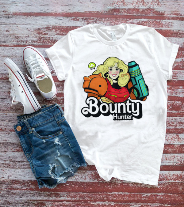 Bounty Hunter Retro Blonde Character With Sci-Fi Armor T-Shirt