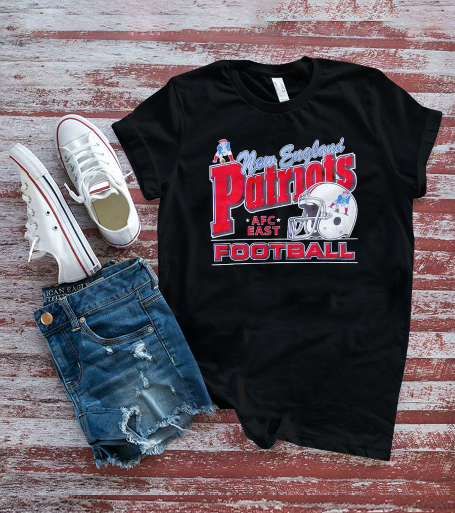 New England Patriots AFC East Football Helmet T-Shirt