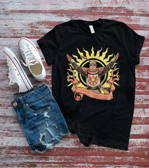 Solaire Praise The Sun Dark Souls Iconic Sunburst Knight Banner T-Shirt