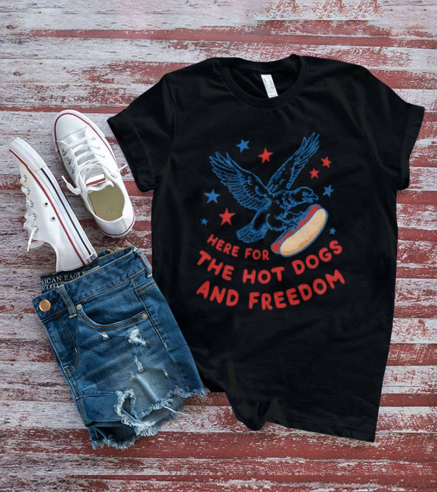 Here For The Hot Dogs And Freedom USA Eagle Stars T-Shirt