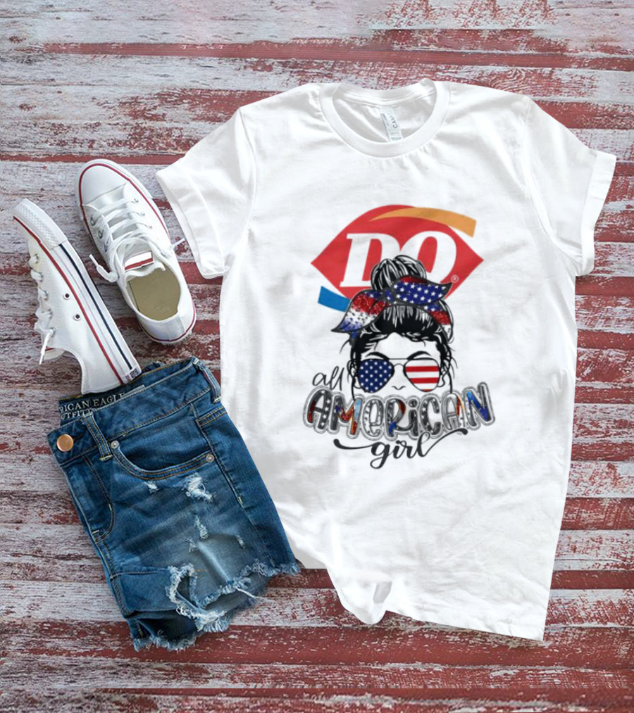 Dairy Queen All American Girl Messy Bun Patriotic髁 T-Shirt