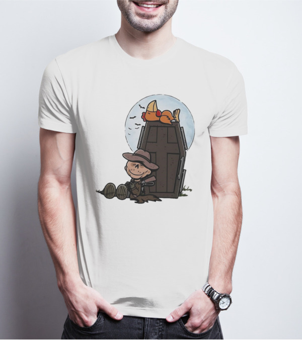 Ghoul And A Chicken From Fallout Peanuts Style Sitting By Coffin Under Moon With Bats T-Shirt