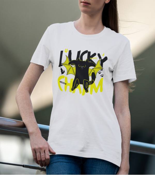 Lucky Charm Booo Meoow Bat Cat Halloween Paws T-Shirt