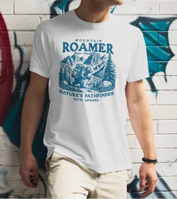 MOUNTAIN ROAMER BEAR TRAILBLAZER NATURE'S PATHFINDER KITTl T-Shirt