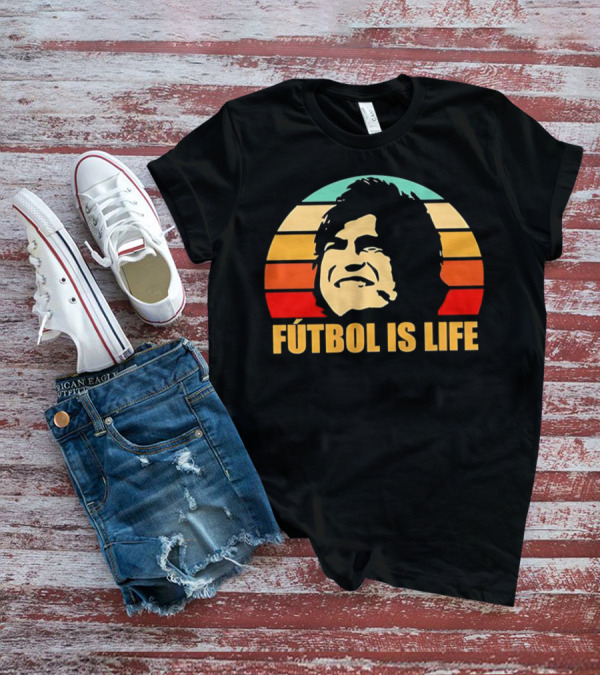 Fútbol Is Life Vintage Retro Sunset T-Shirt