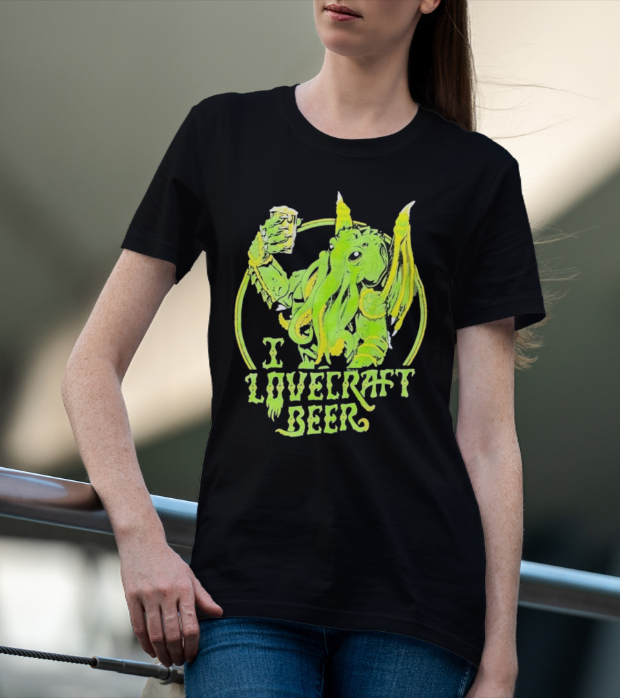 Cthulhu I Love Craft Beer Green Creature Holding Mug T-Shirt