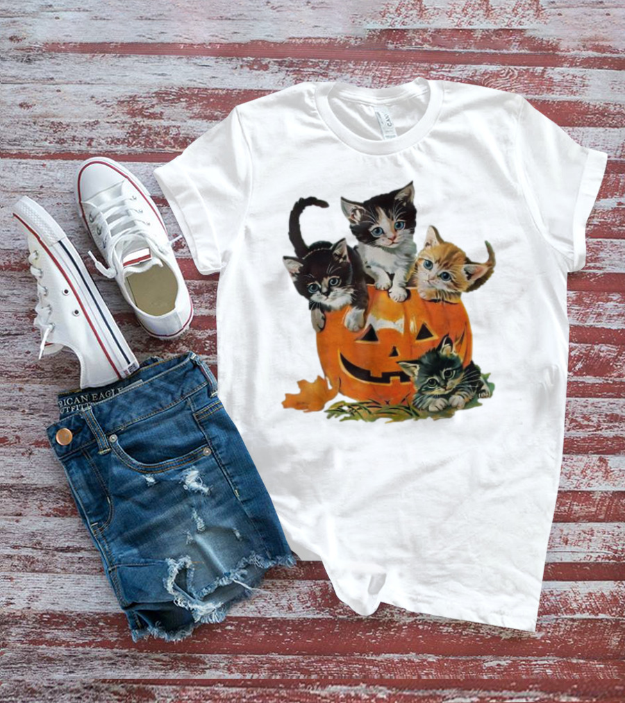 Vintage 90s Cat Pumpkin Halloween Spooky Season T-Shirt
