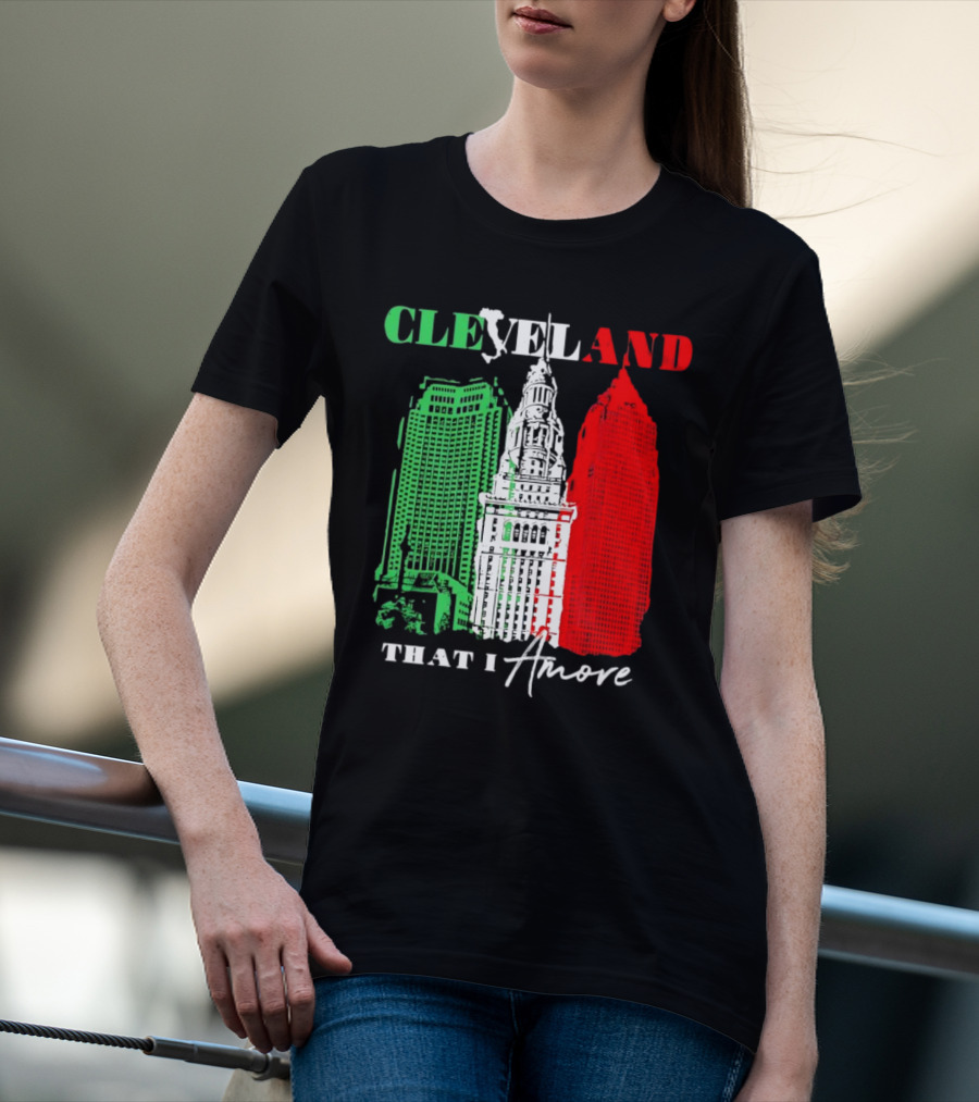 Cleveland That I Amore Italy Flag Skyline T-Shirt