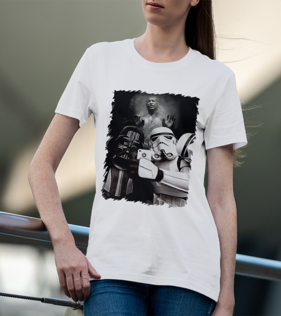 Star Wars Darth Vader And Stormtrooper Taking Selfie With Han Solo Frozen In Carbonite T-Shirt