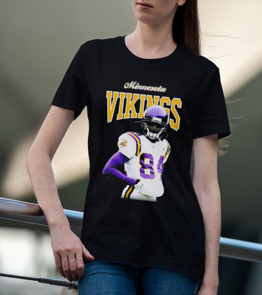 Minnesota Vikings Randy Moss Number 84 Retired Player Sideline Legend T-Shirt